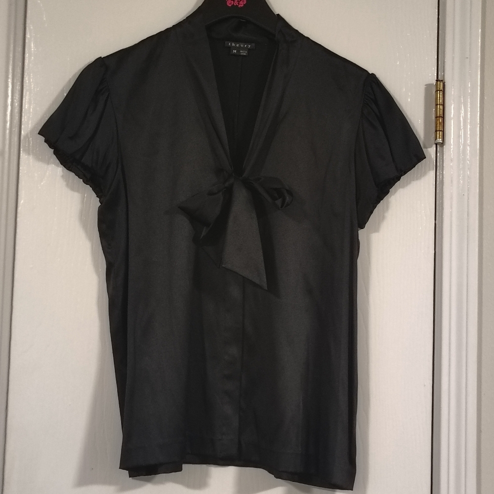 Theory Silk Brionel Top Women's Medium Charmeuse Blouse Black Front Tie Buttoned - Picture 5 of 11
